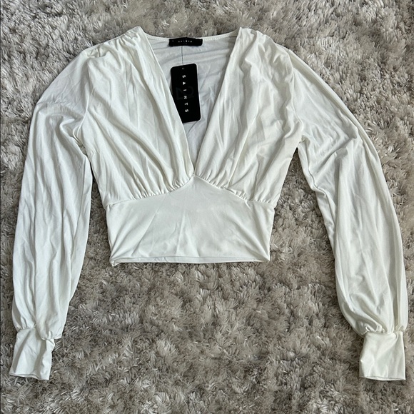 21 Saints Tops - NWT White V-Neck Long Sleeve Blouse